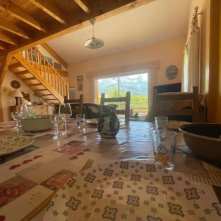 Maison Calme Avec Terrasse A Saint-pons - Fr-1-165a-91 بيت للعطل *